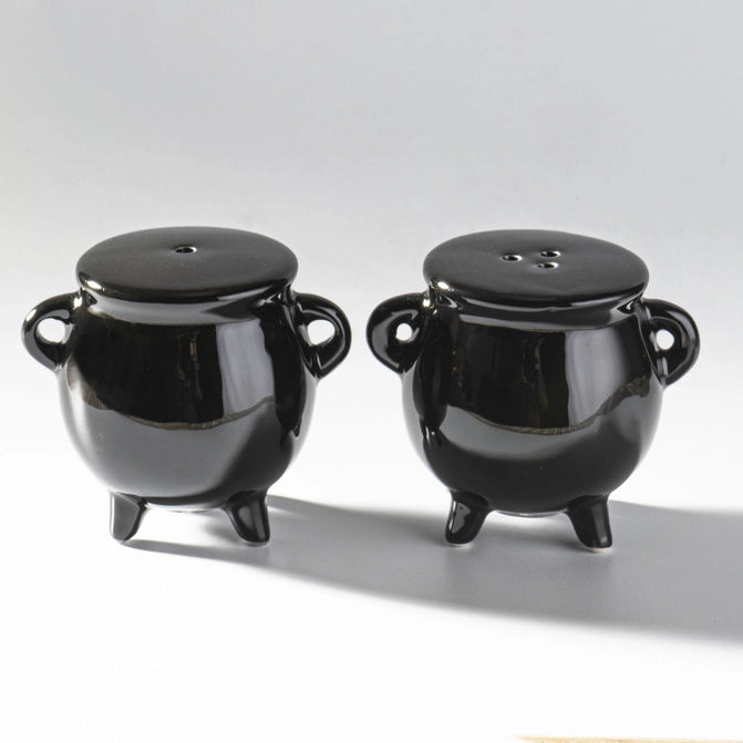 Witch Cauldron Salt and Peper Shaker Set